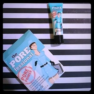 Cult classic Benefits POREfessional
